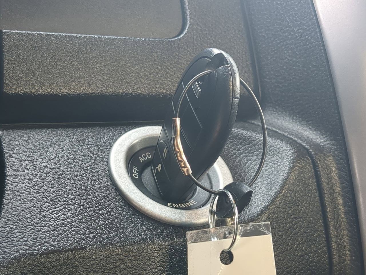 Thumbnail: 2024 RAM 1500 Classic - 32