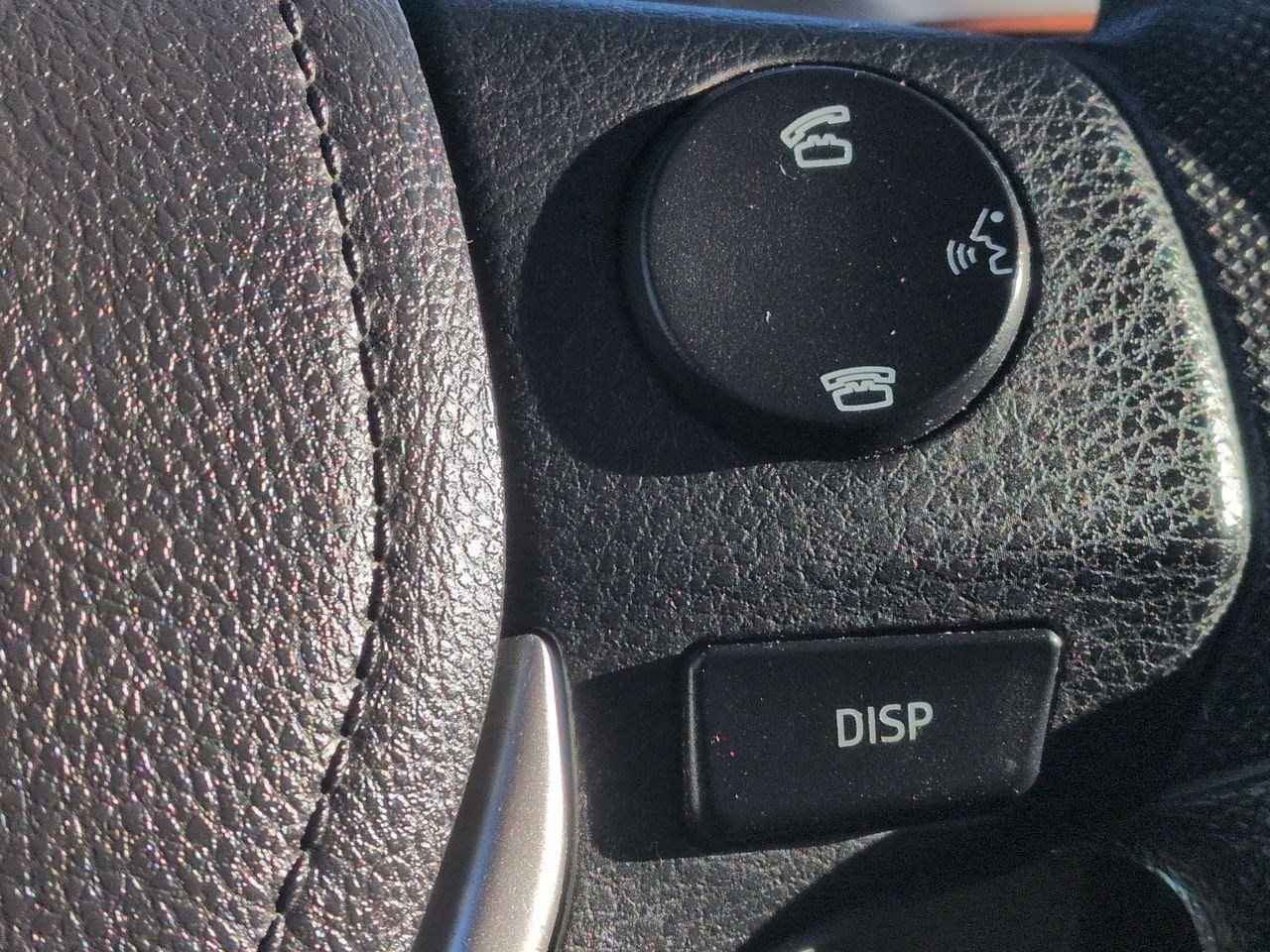 Thumbnail: 2014 Toyota Corolla - 25