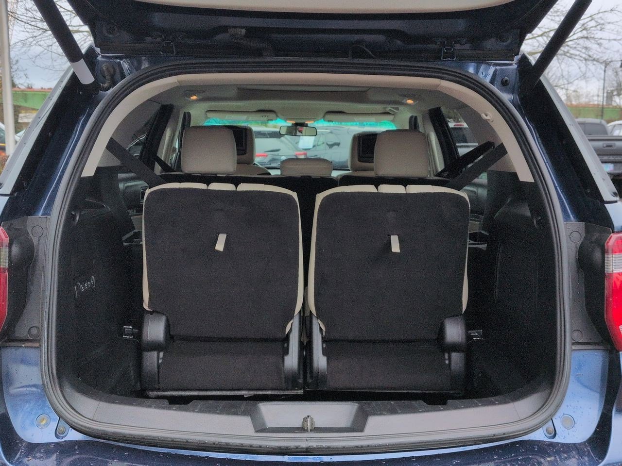 Thumbnail: 2017 Ford Explorer - 37