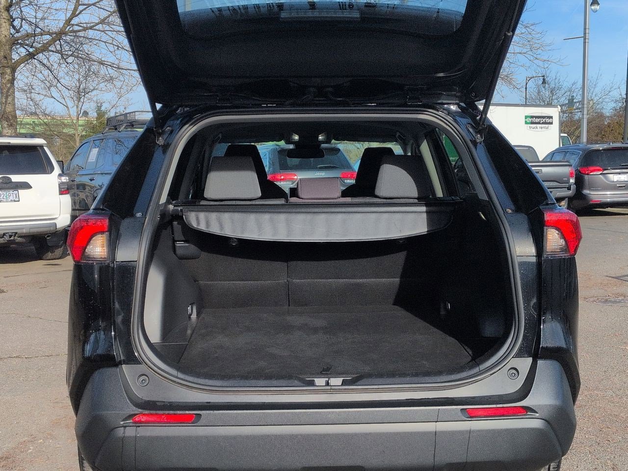 Thumbnail: 2024 Toyota RAV4 - 35