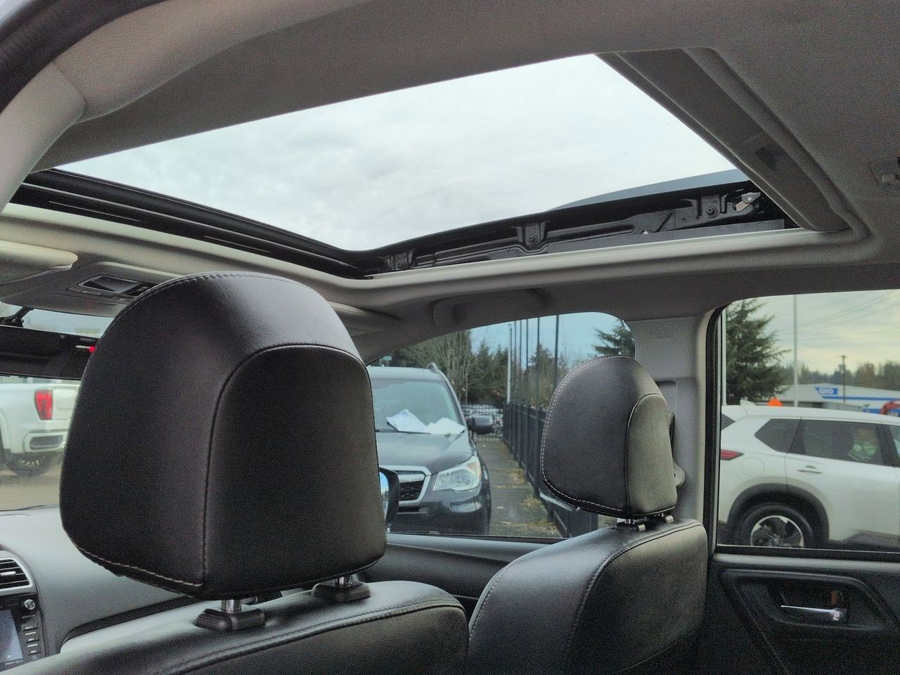 Thumbnail: 2018 Subaru Forester - 18