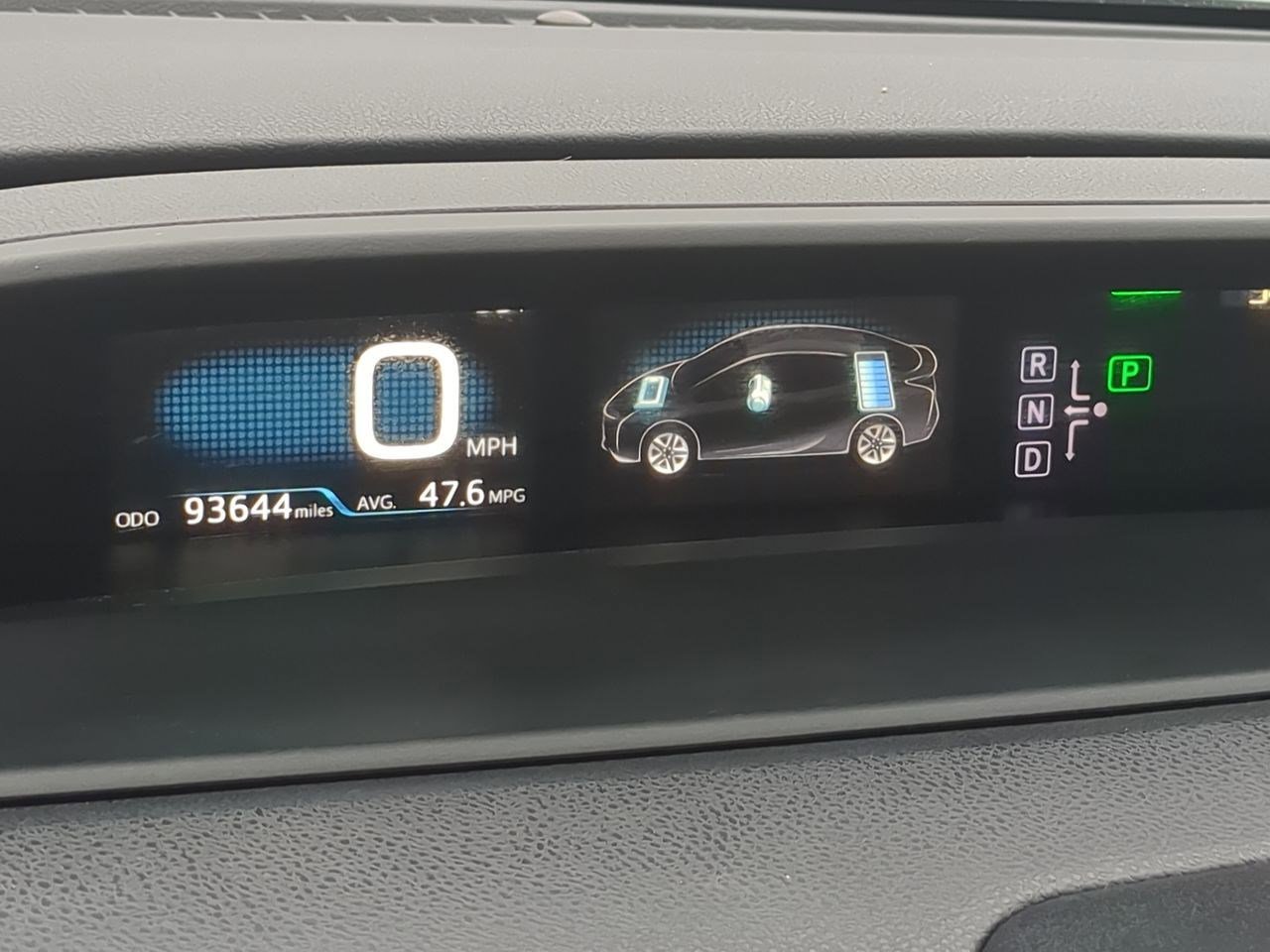 Thumbnail: 2016 Toyota Prius - 31