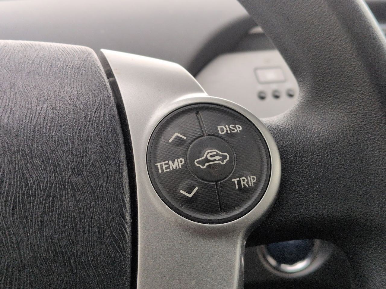 Thumbnail: 2015 Toyota Prius - 24