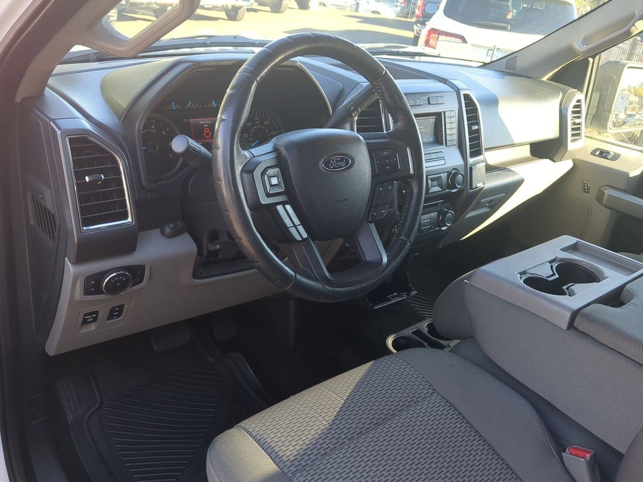 Thumbnail: 2016 Ford F-150 - 10