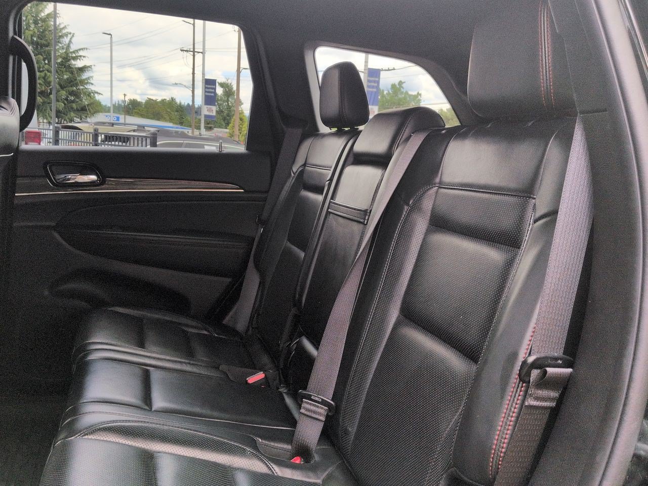 Thumbnail: 2021 Jeep Grand Cherokee - 20