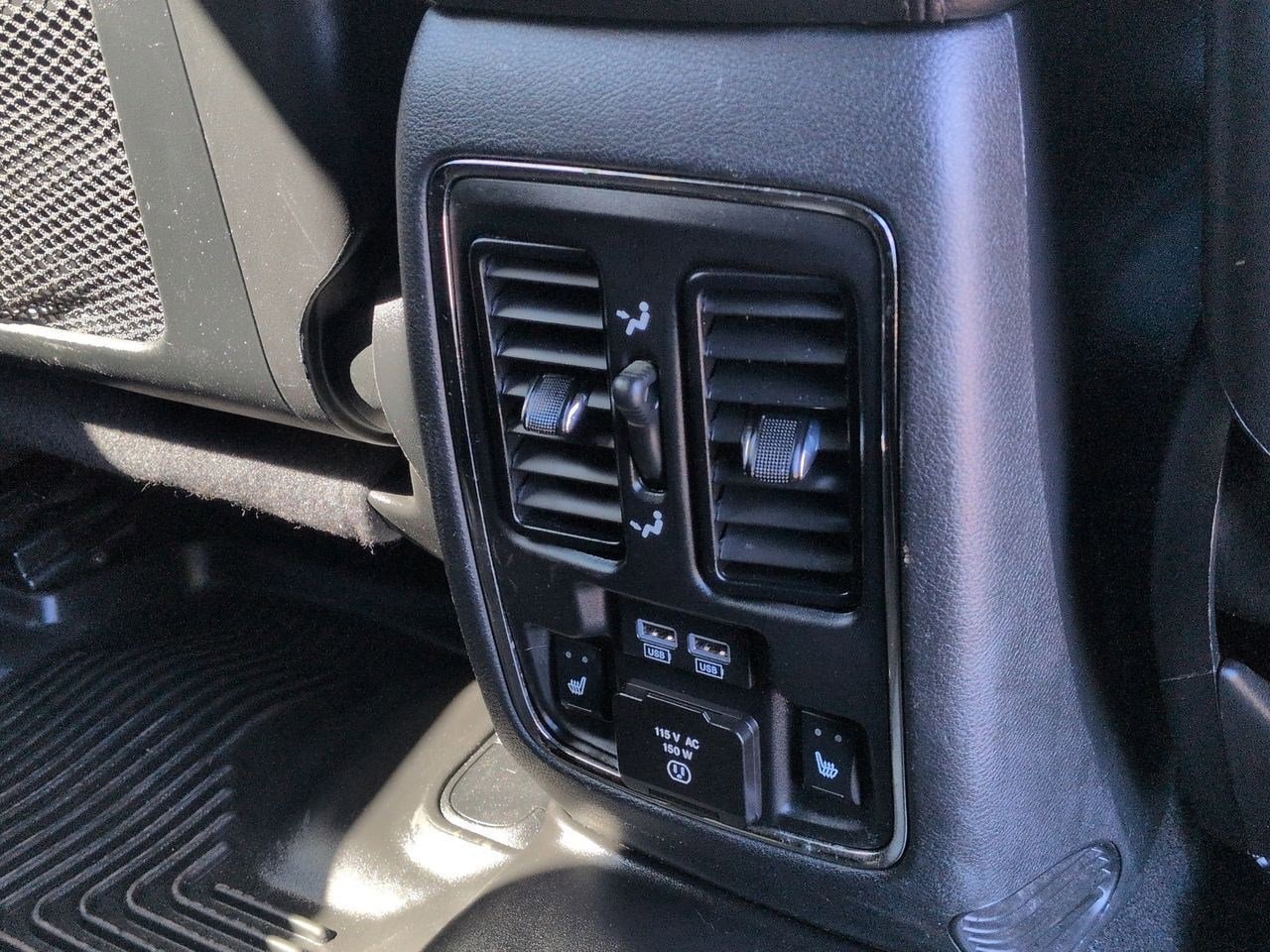 Thumbnail: 2020 Jeep Grand Cherokee - 22