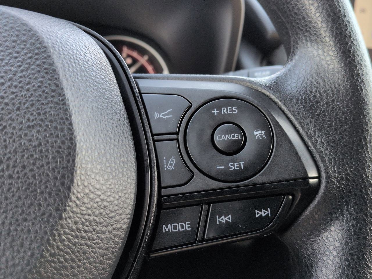 Thumbnail: 2024 Toyota RAV4 - 25