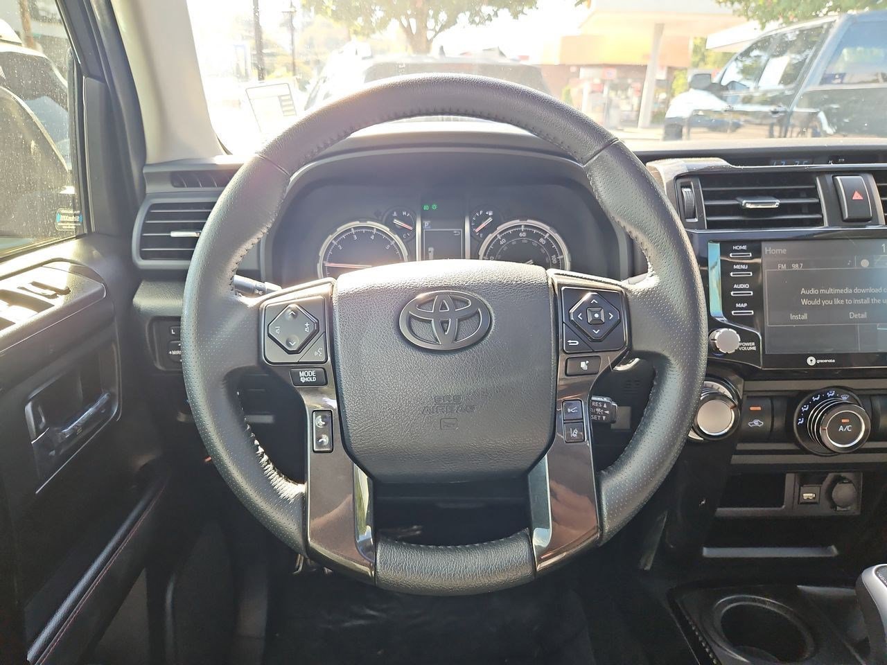 Thumbnail: 2021 Toyota 4Runner - 25