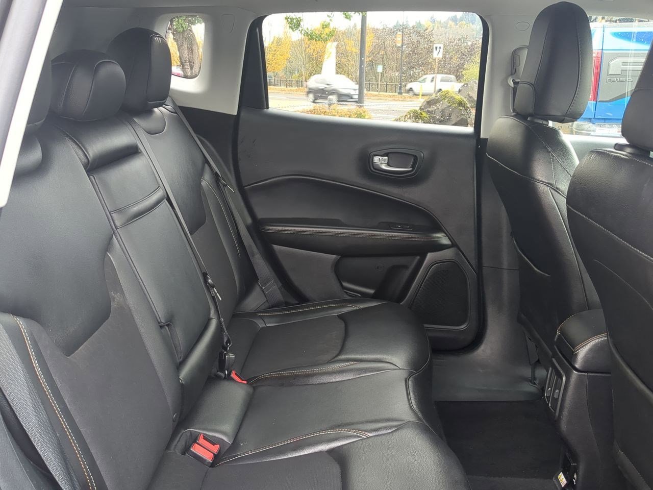 Thumbnail: 2018 Jeep Compass - 21