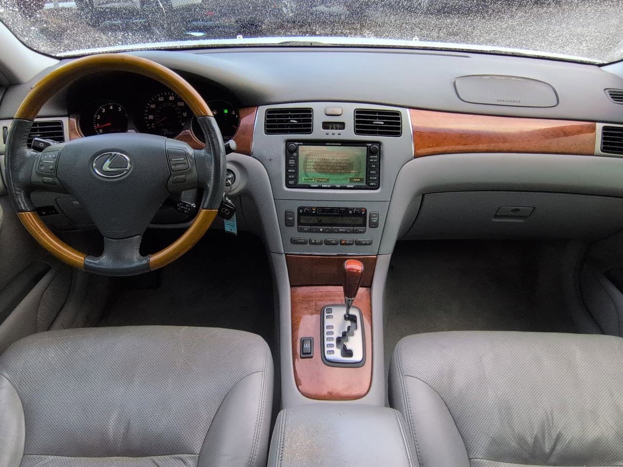 Thumbnail: 2005 Lexus ES - 15