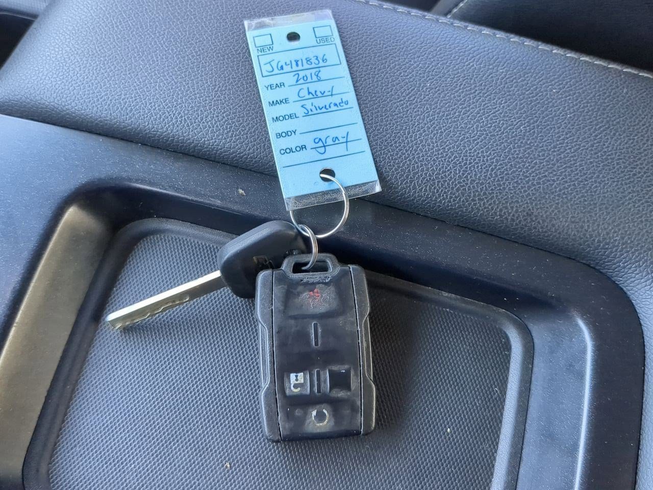 Thumbnail: 2018 Chevrolet Silverado 1500 - 42