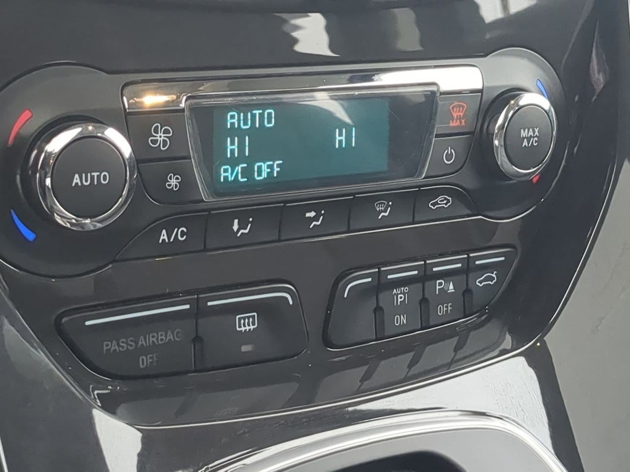 Thumbnail: 2014 Ford C-Max - 33