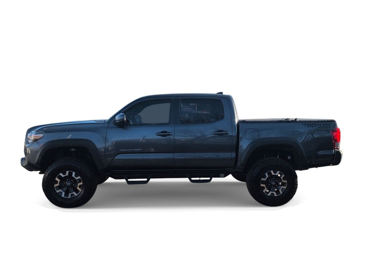 Thumbnail: 2016 Toyota Tacoma - 5