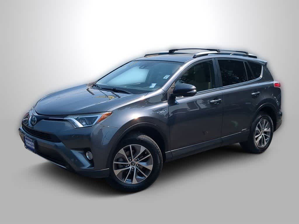 2018 Toyota RAV4 XLE -
                Oregon City, OR