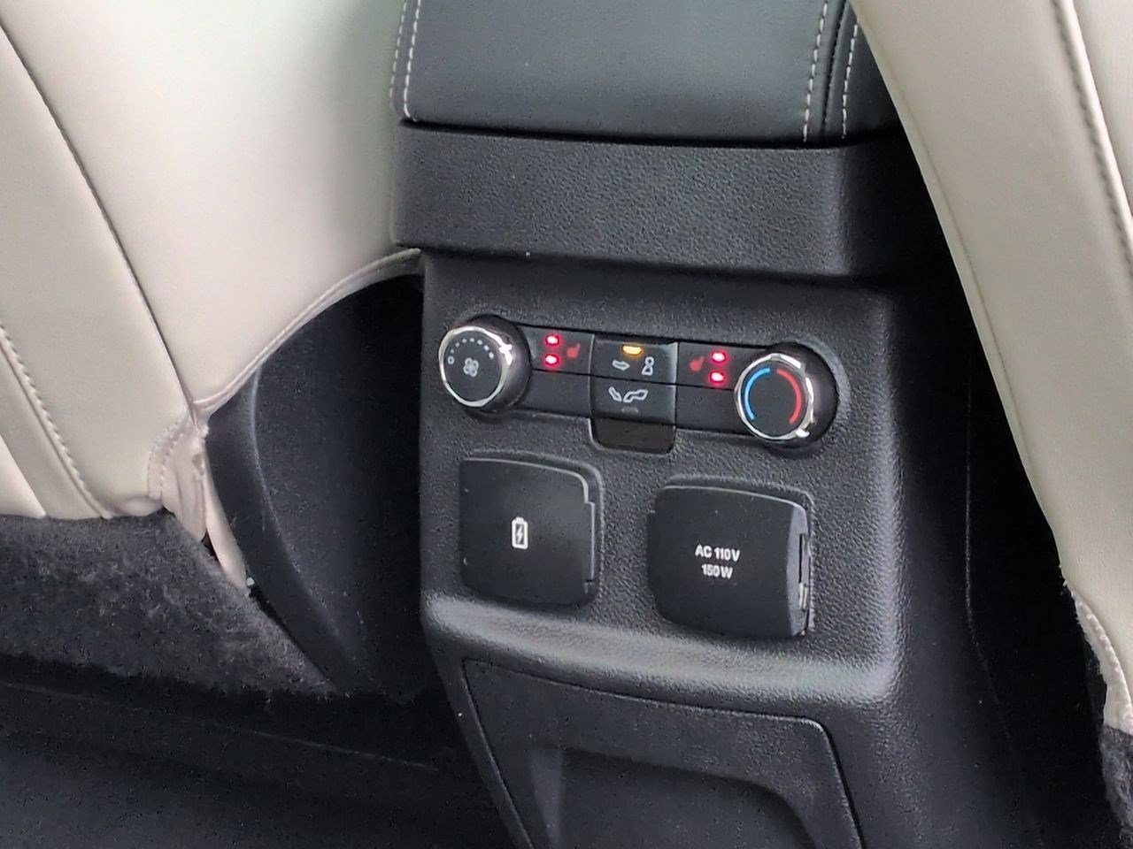 Thumbnail: 2017 Ford Explorer - 23