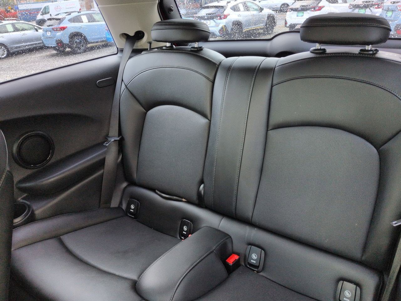 Thumbnail: 2018 MINI Cooper Hardtop - 17