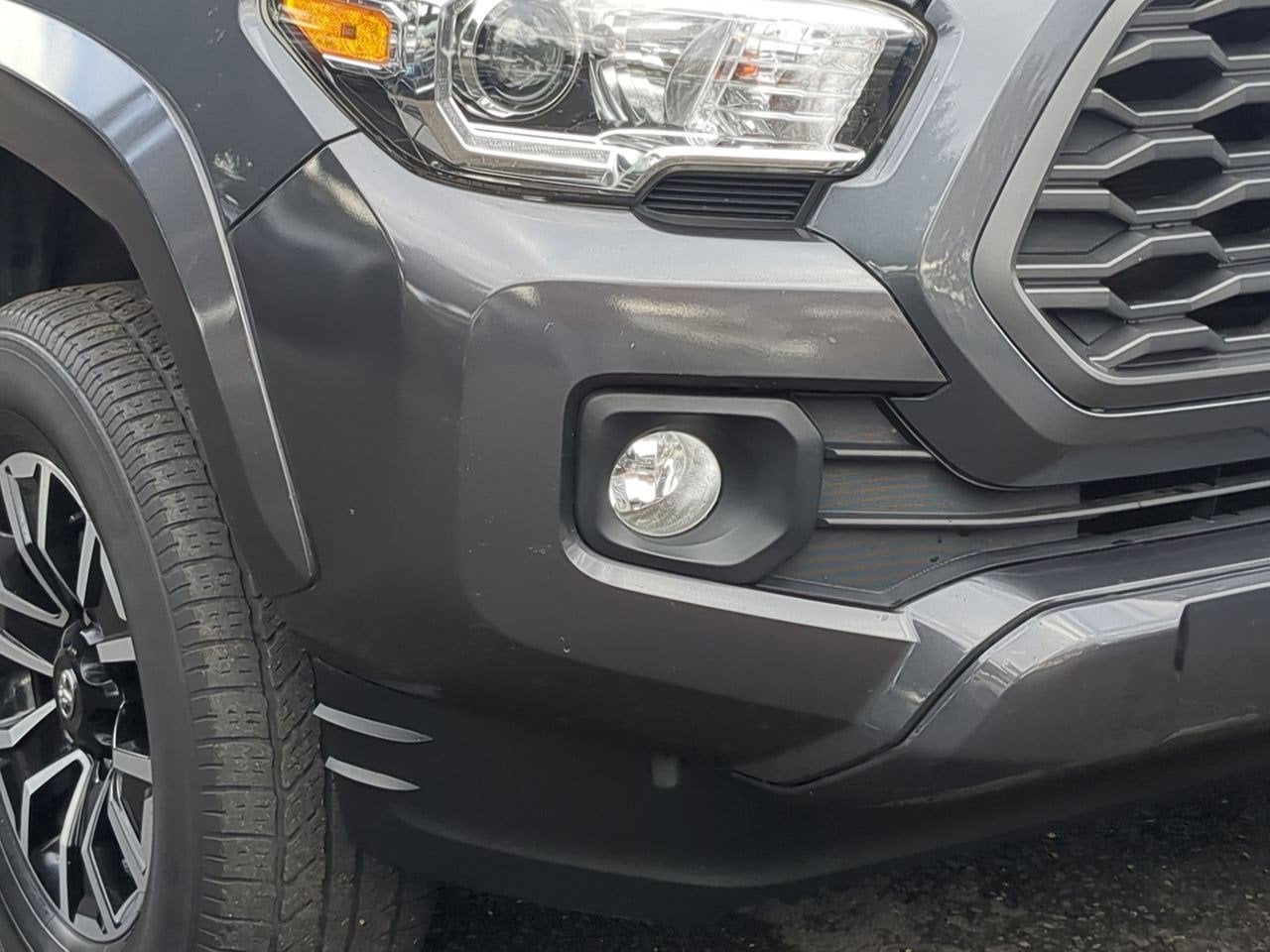 Thumbnail: 2021 Toyota Tacoma - 11