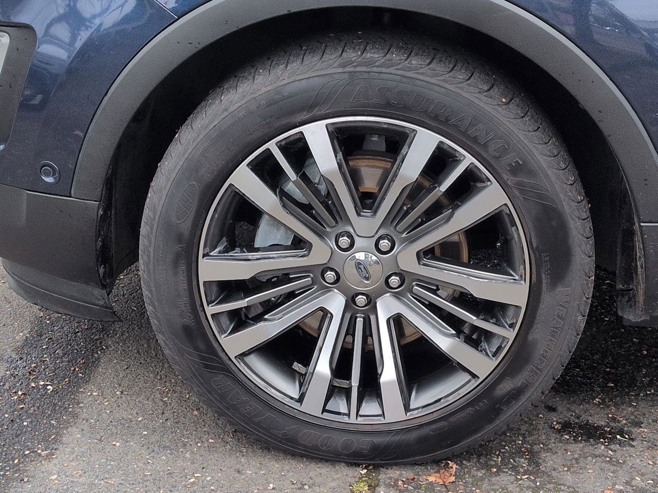 Thumbnail: 2017 Ford Explorer - 14