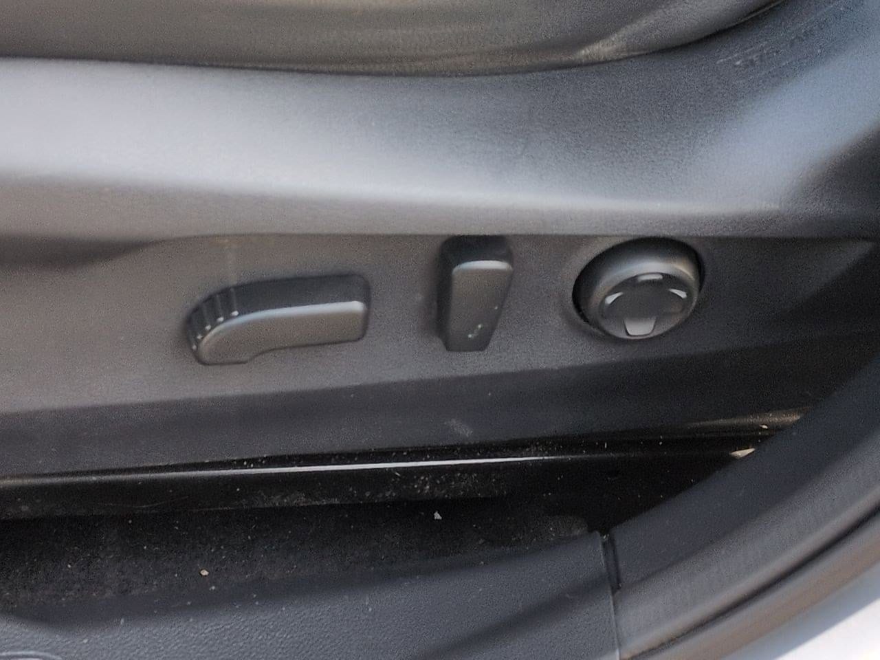 Thumbnail: 2023 Subaru Outback - 18