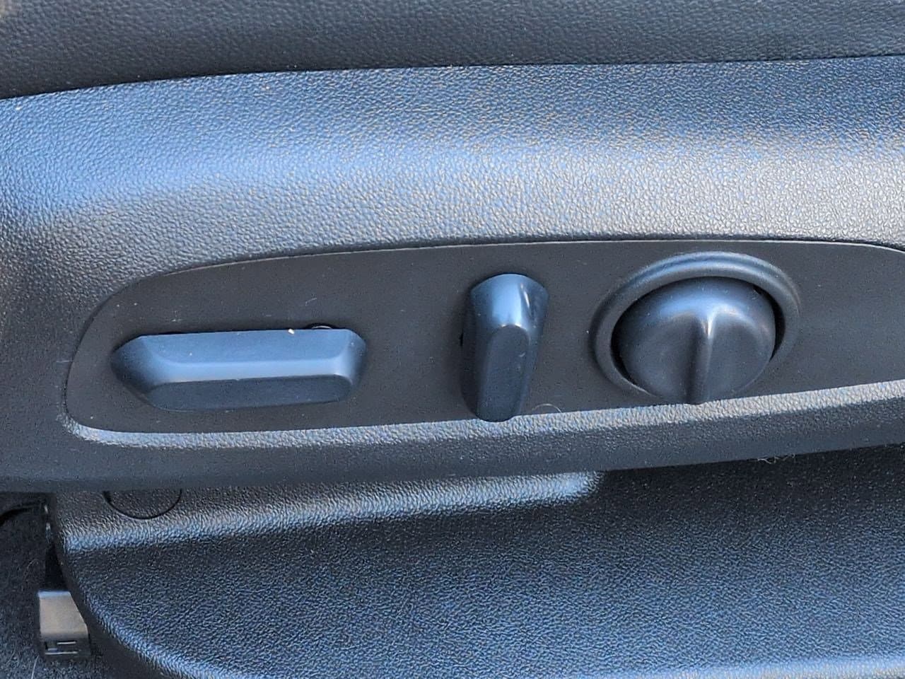 Thumbnail: 2022 GMC Terrain - 18