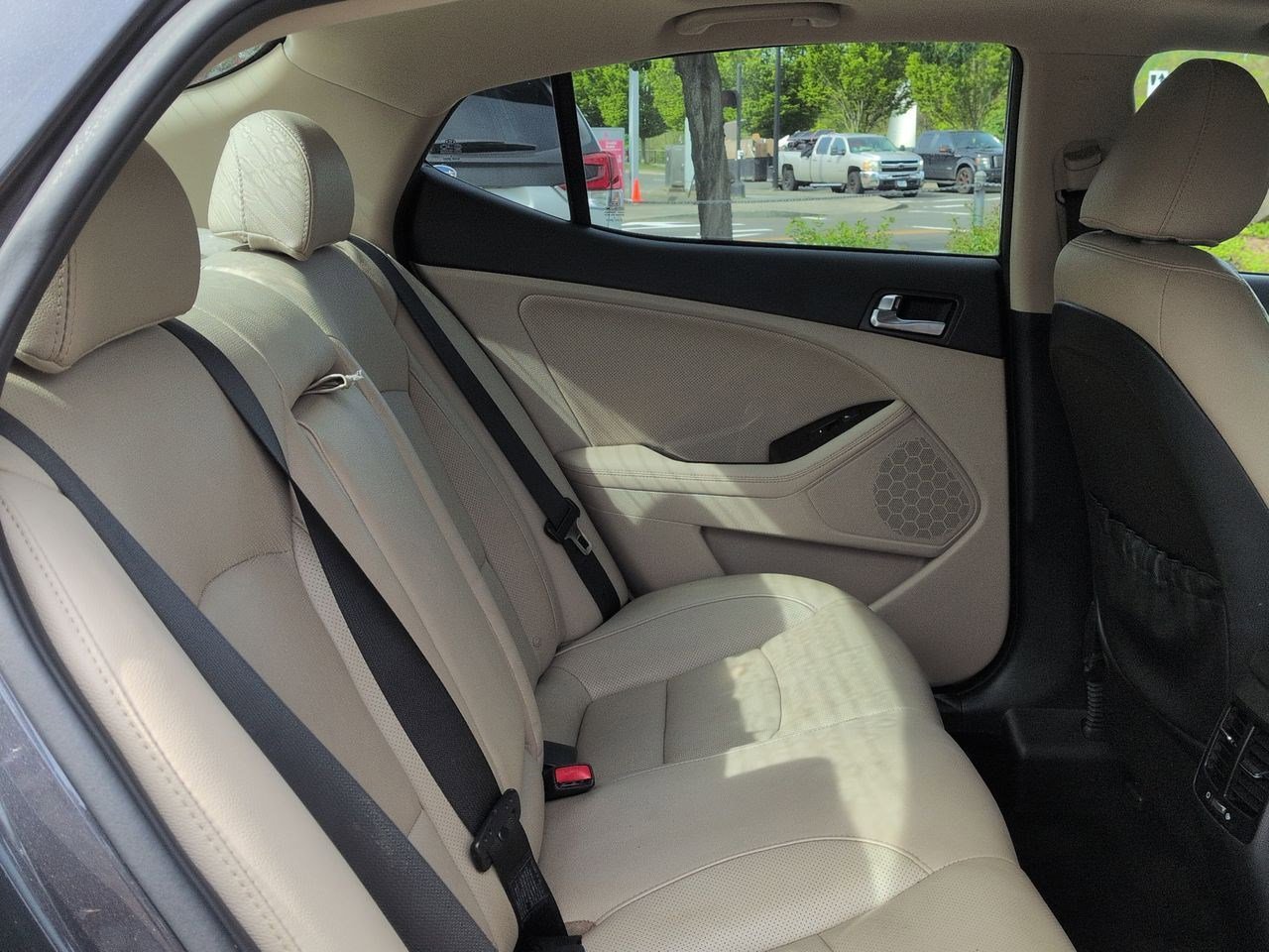 Thumbnail: 2015 Kia Optima - 22