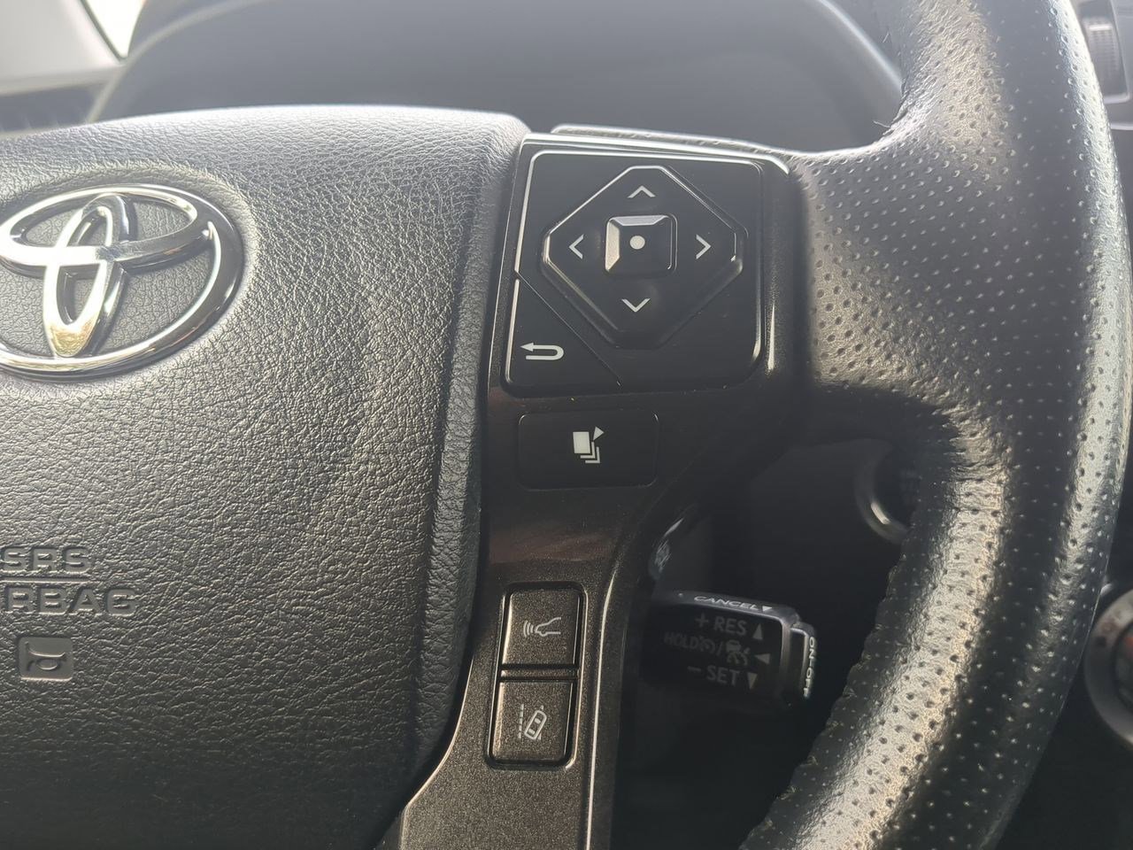 Thumbnail: 2023 Toyota 4Runner - 25