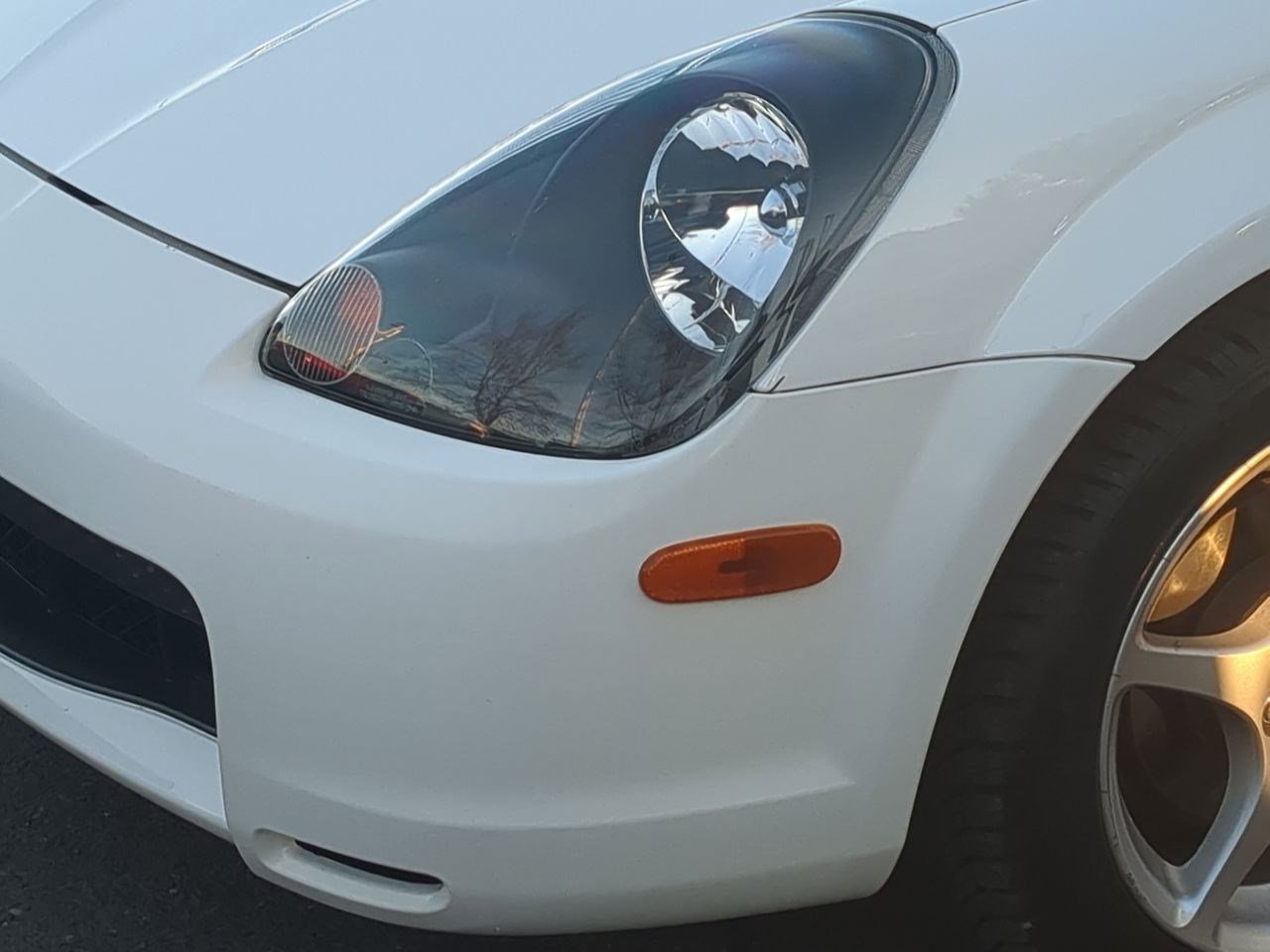 Thumbnail: 2001 Toyota MR2 Spyder - 11