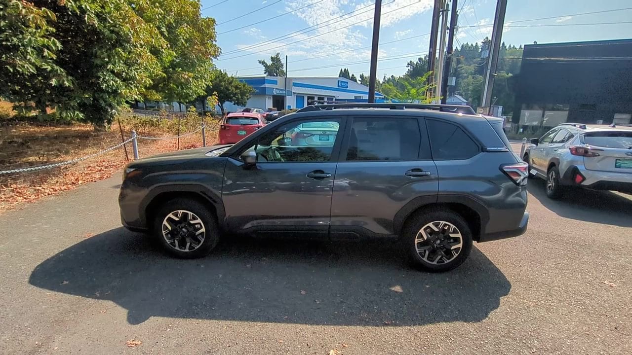 Thumbnail: 2025 Subaru Forester - 5