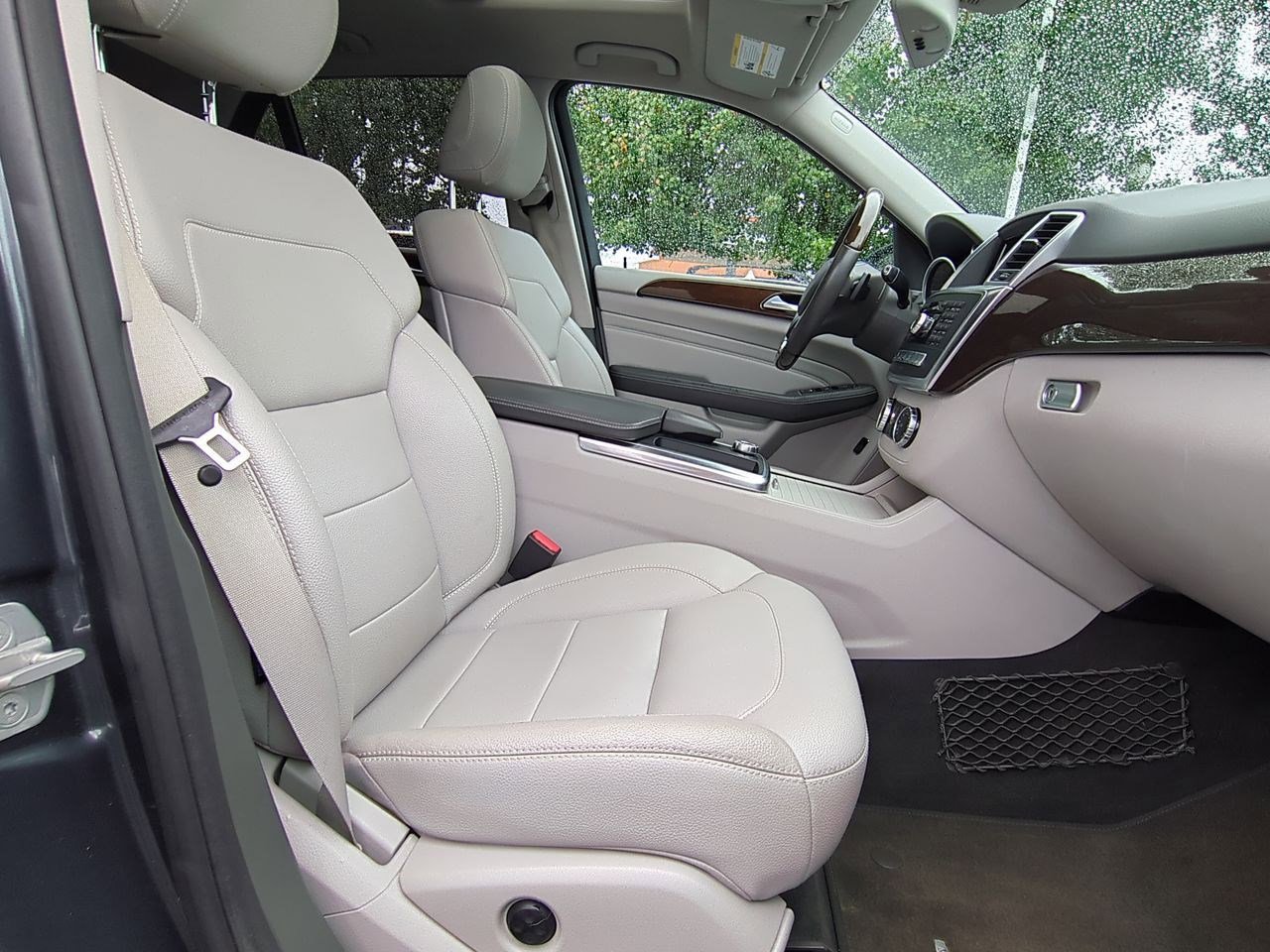 Thumbnail: 2012 Mercedes-Benz M-Class - 24