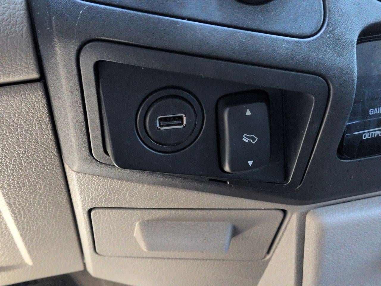 Thumbnail: 2008 Ford F-350 - 31