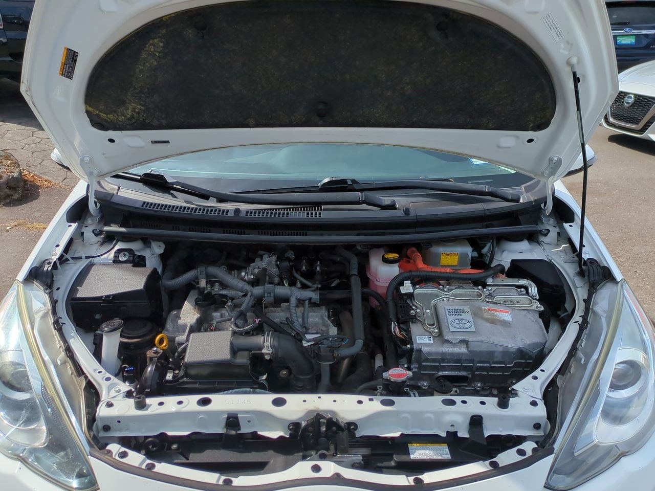 Thumbnail: 2016 Toyota Prius c - 14