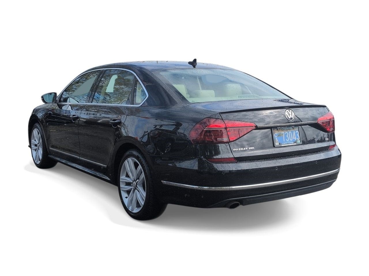 Thumbnail: 2017 Volkswagen Passat - 6