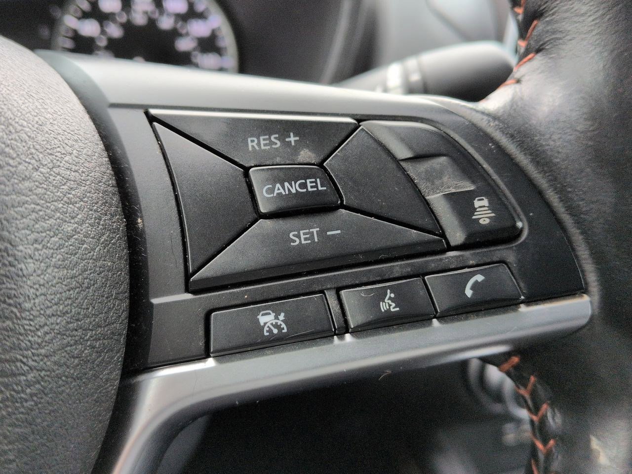 Thumbnail: 2022 Nissan Sentra - 25