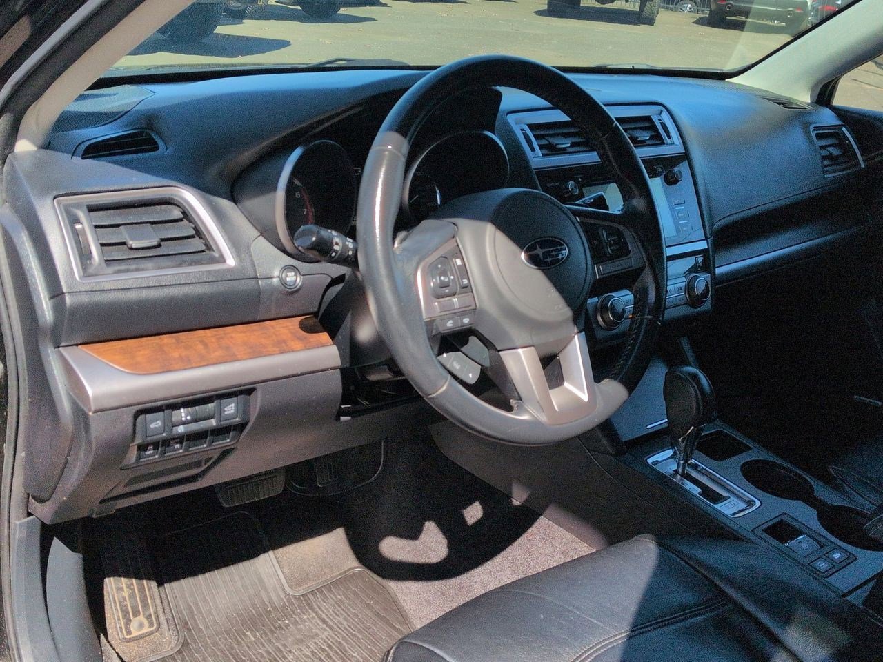 Thumbnail: 2015 Subaru Outback - 10