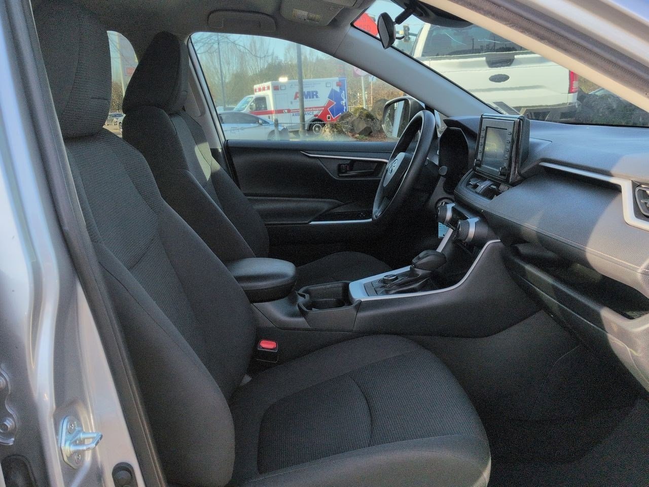 Thumbnail: 2019 Toyota RAV4 - 22