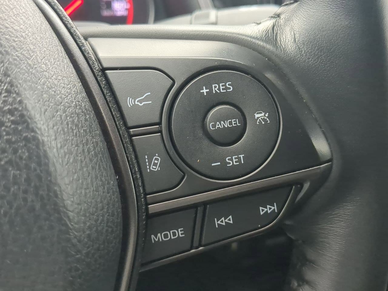 Thumbnail: 2023 Toyota Camry - 27