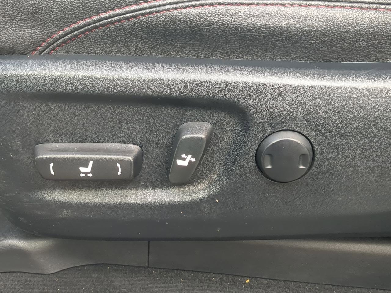 Thumbnail: 2023 Toyota 4Runner - 18