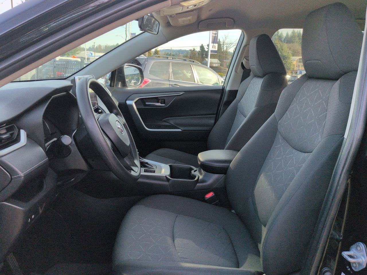 Thumbnail: 2024 Toyota RAV4 - 16