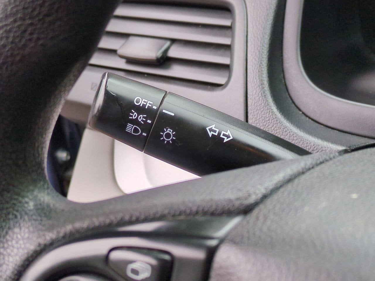 2014 Honda CR-V LX 26