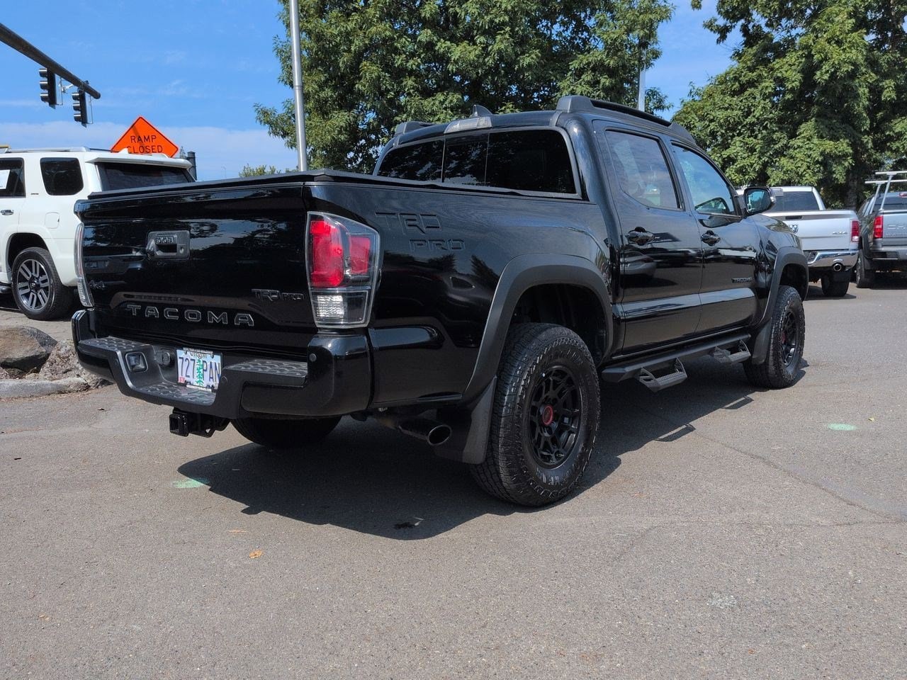 Thumbnail: 2023 Toyota Tacoma - 14