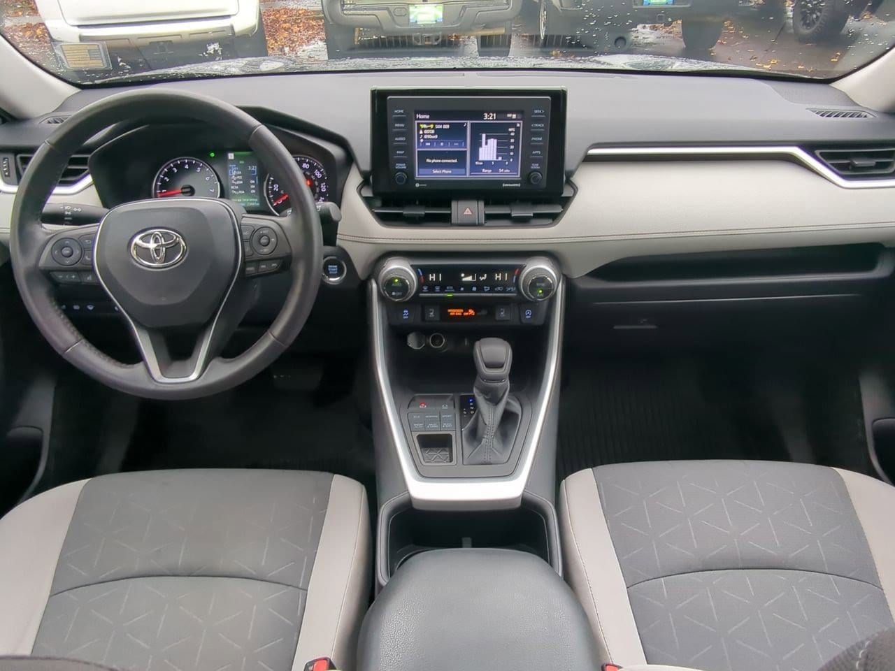 Thumbnail: 2022 Toyota RAV4 - 15