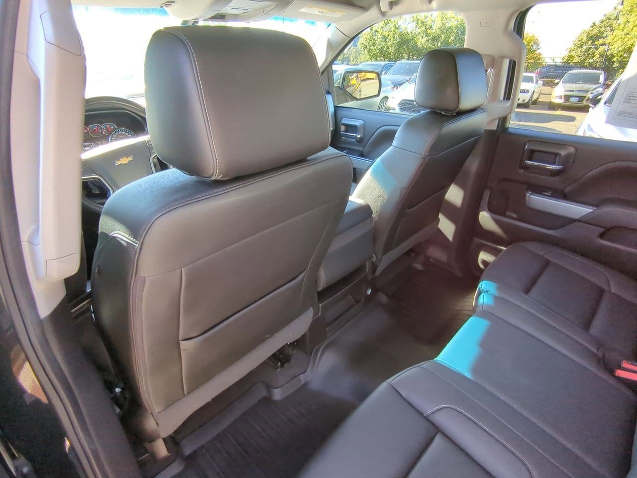 Thumbnail: 2018 Chevrolet Silverado 1500 - 26