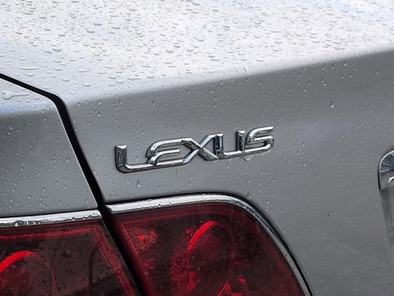 Thumbnail: 2005 Lexus ES - 13