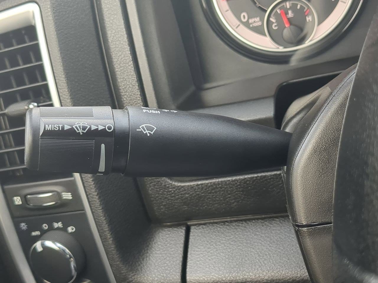 Thumbnail: 2024 RAM 1500 Classic - 25