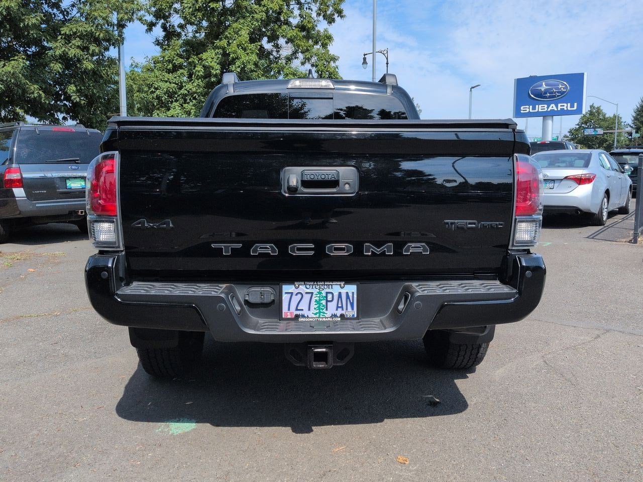 Thumbnail: 2023 Toyota Tacoma - 13