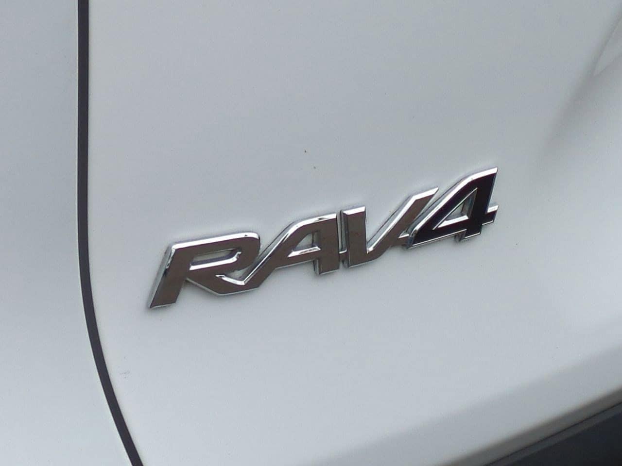 Thumbnail: 2021 Toyota RAV4 - 12