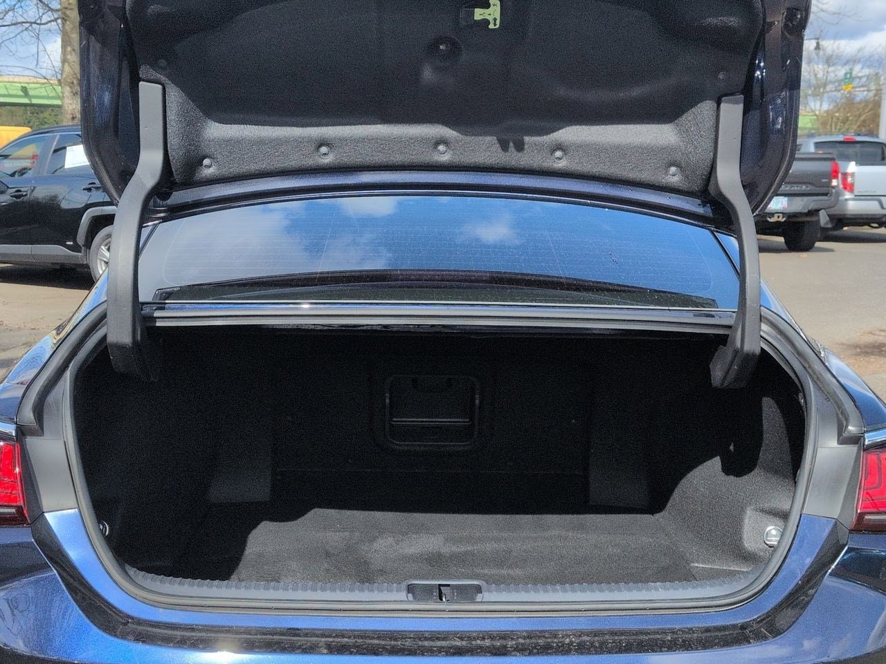 Thumbnail: 2025 Lexus ES - 37