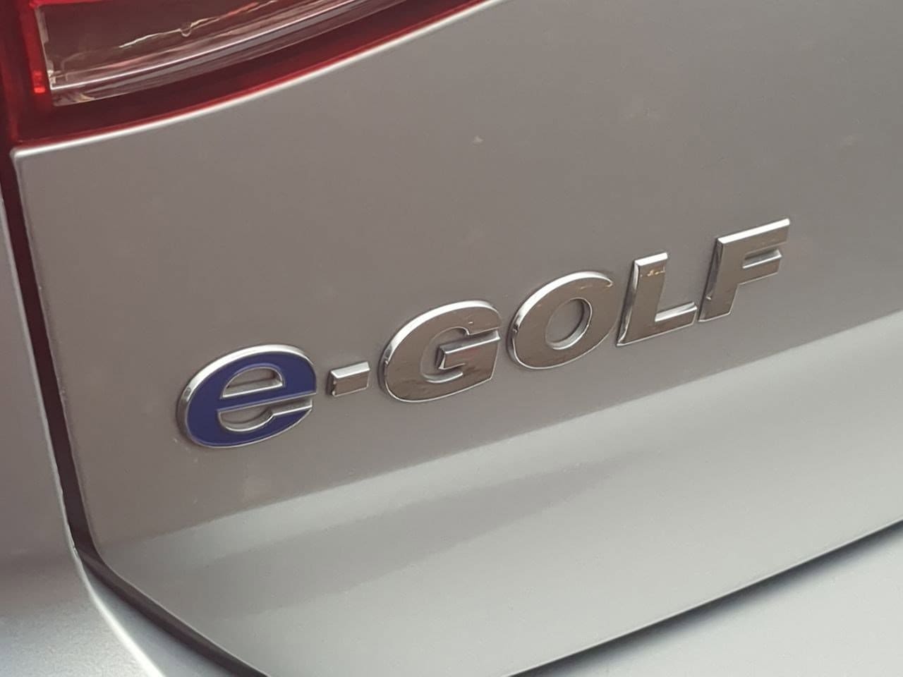Thumbnail: 2016 Volkswagen e-Golf - 13