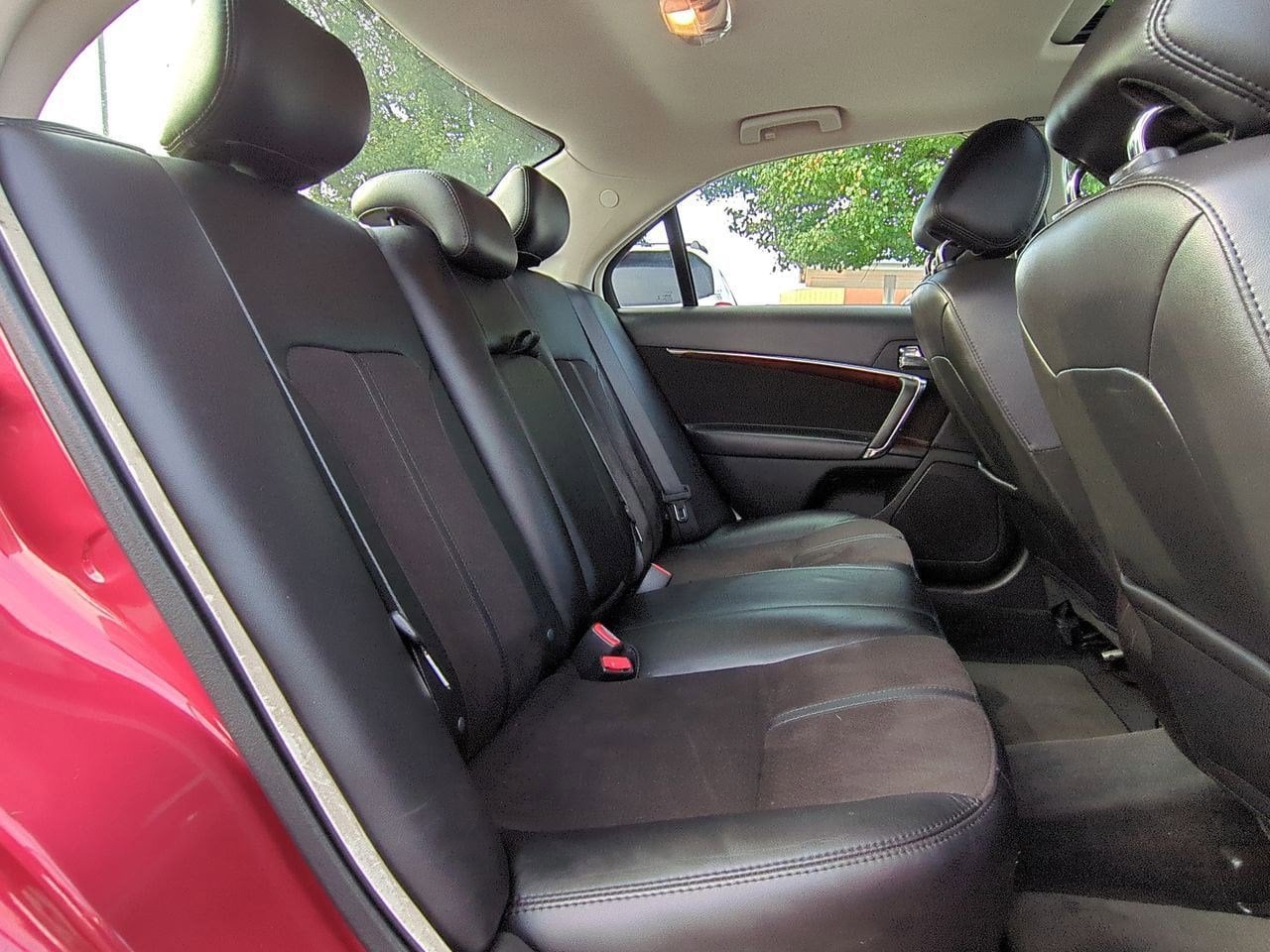 Thumbnail: 2012 Lincoln MKZ - 22