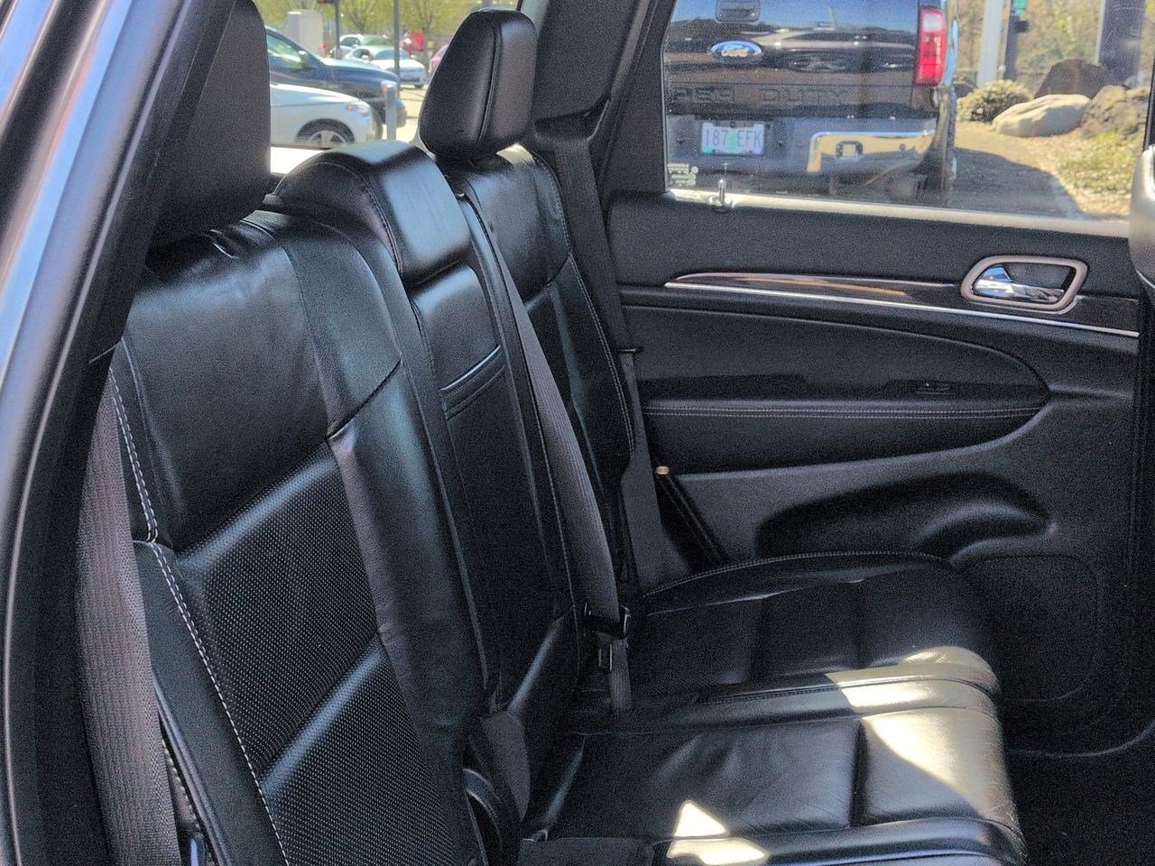 Thumbnail: 2014 Jeep Grand Cherokee - 21